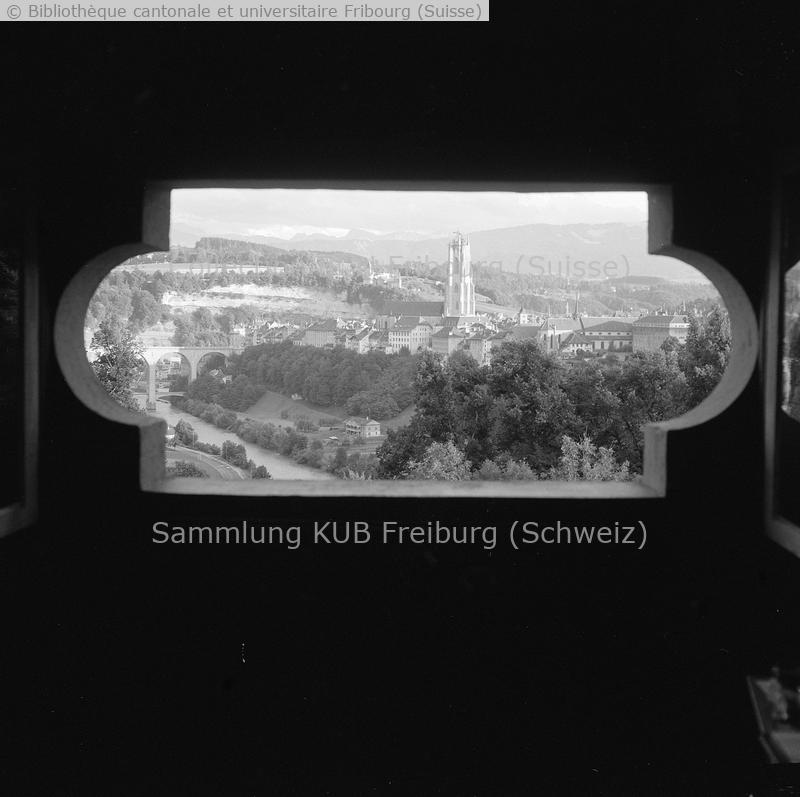 <strong>L'oeil-de-boeuf était situé au-dessus du grand-salon </strong>